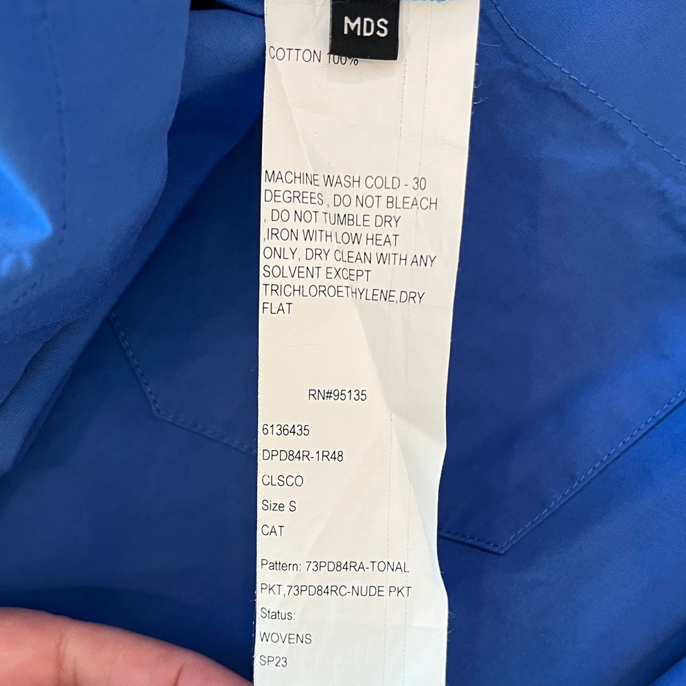 Lafayette 148 New York Women’s Vibrant Blue Shorts size small - Picture 6 of 6